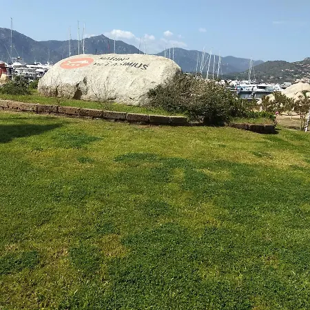 La Rosa Сasa de vacaciones Villasimius